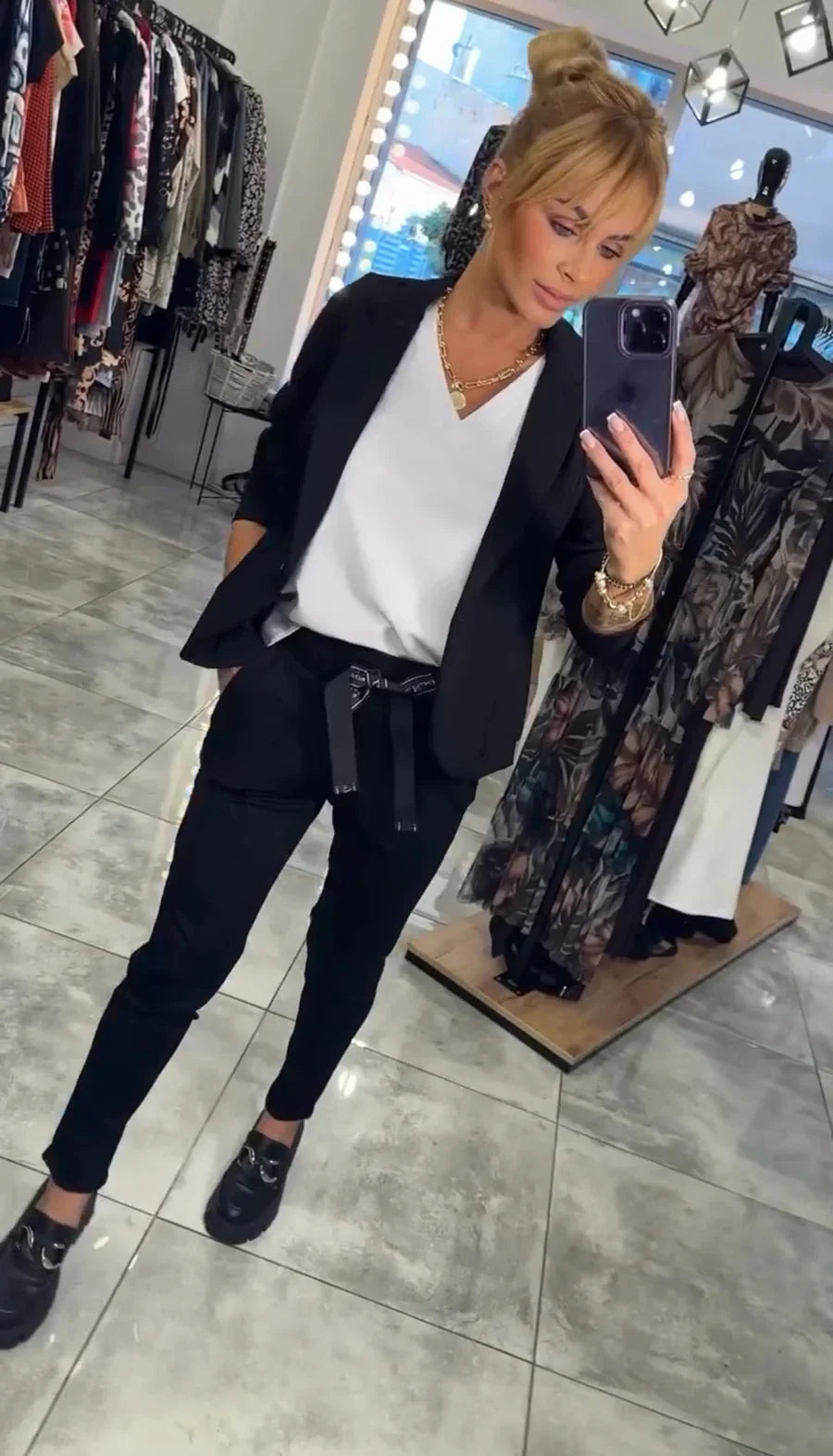 Penélope - Traje a medida con chaqueta suave y pantalones cómodos de jogging