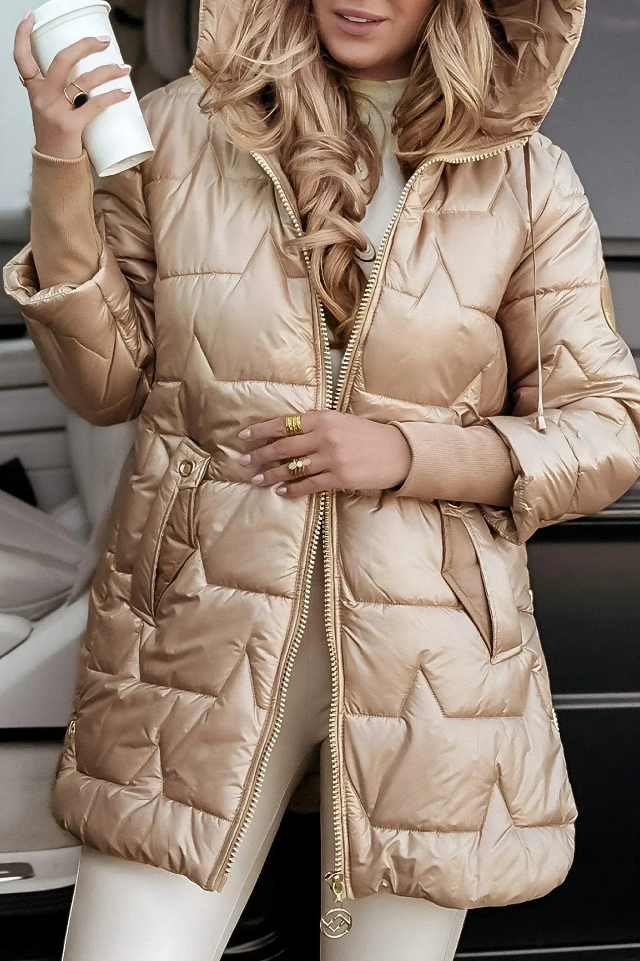 Naima - Elegante abrigo de invierno con capucha y acolchado