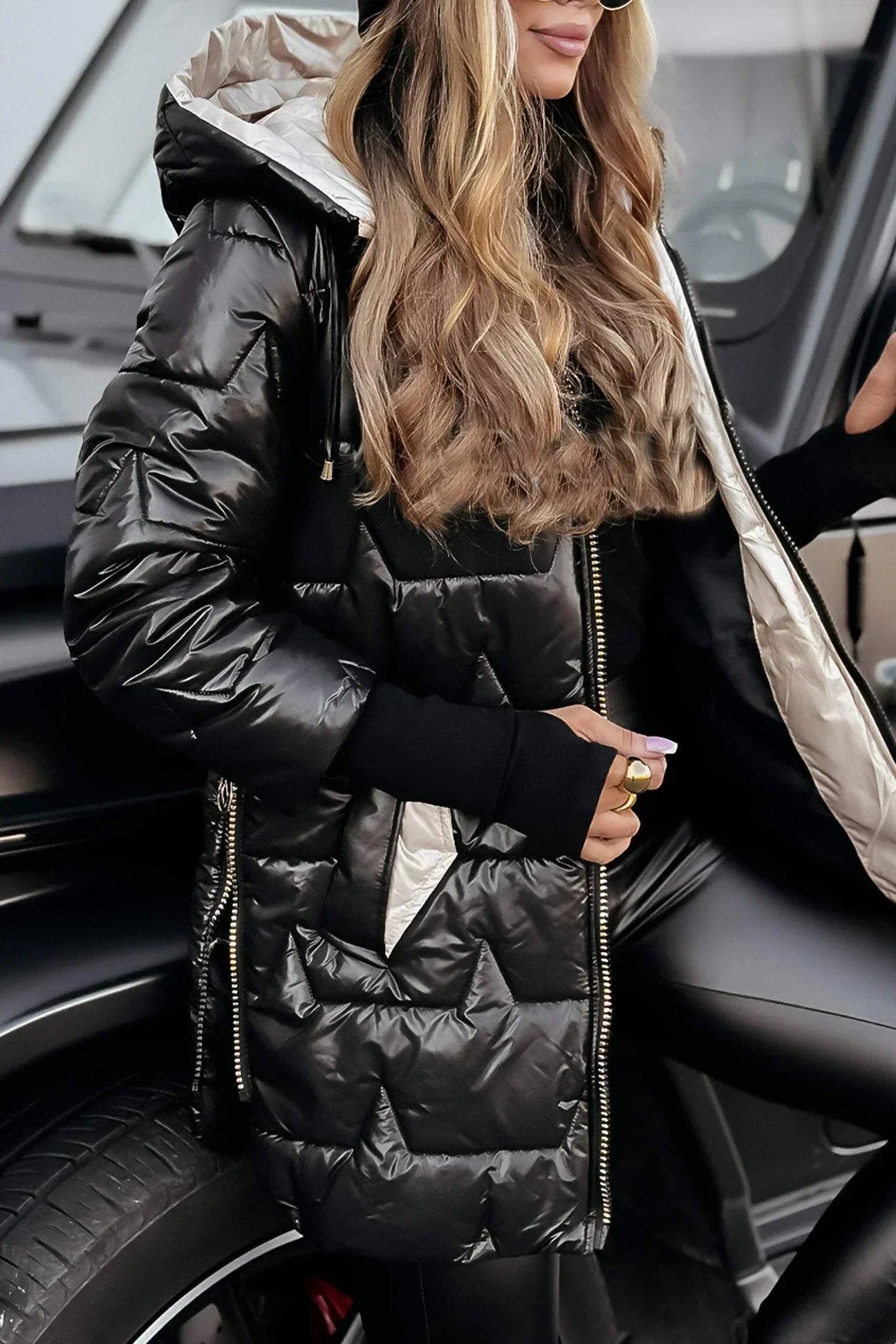 Naima - Elegante abrigo de invierno con capucha y acolchado