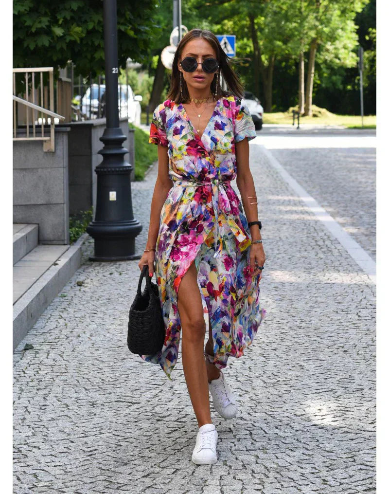 Nagore™ | Vestido acampanado con escote en V